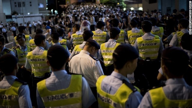 Συνεχίζεται η ένταση στο Χονγκ Κονγκ (pics)