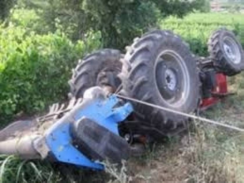 Ηλεία: Νεκρός αγρότης που καταπλακώθηκε από τρακτέρ