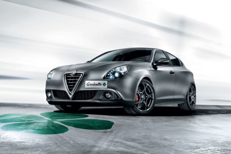 Alfa Romeo: Με τις Giulietta Sprint και MiTo Junior στο Παρίσι