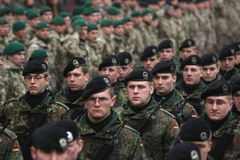 Γερμανία: Σκέψεις για ανάπτυξη στρατιωτών στην Ουκρανία