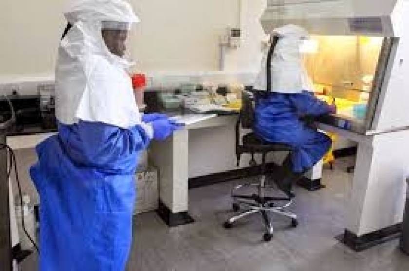 Περισσότερη βοήθεια για την αντιμετώπιση του Έμπολα ζητά η Σιέρα Λεόνε
