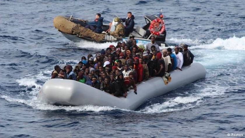 Τουλάχιστον 100 αγνοούμενοι μετανάστες έπειτα από ναυάγιο ανοικτά της Λιβύης