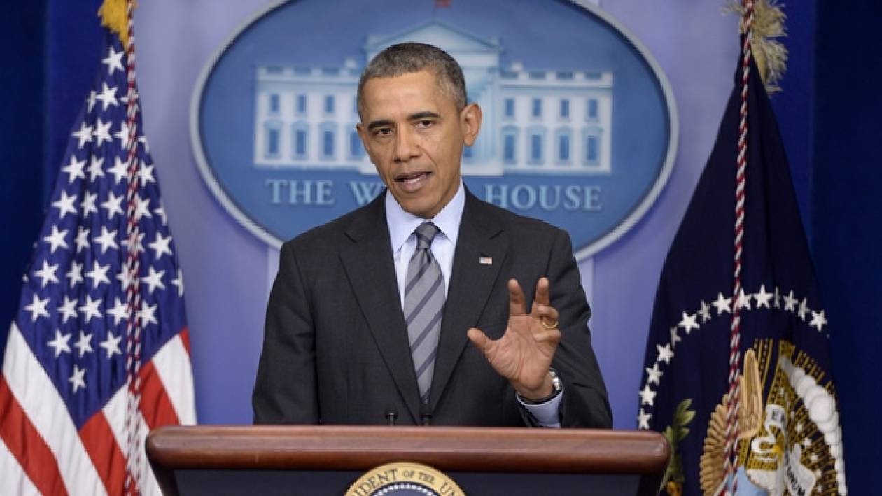 Ομπάμα: «Eξαιρετικά χαμηλή» η πιθανότητα επιδημίας του Έμπολα στις ΗΠΑ