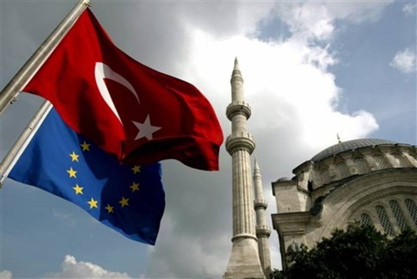 Κομισιόν: Κάλυψε Κύπρο για ΑΟΖ -  Παρατηρήσεις… χάδι στην Τουρκία