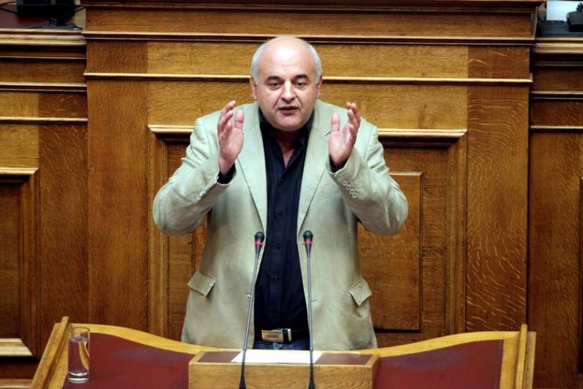 Καραθανασόπουλος: Να πάρει ο λαός τα κλειδιά της οικονομίας στα χέρια του