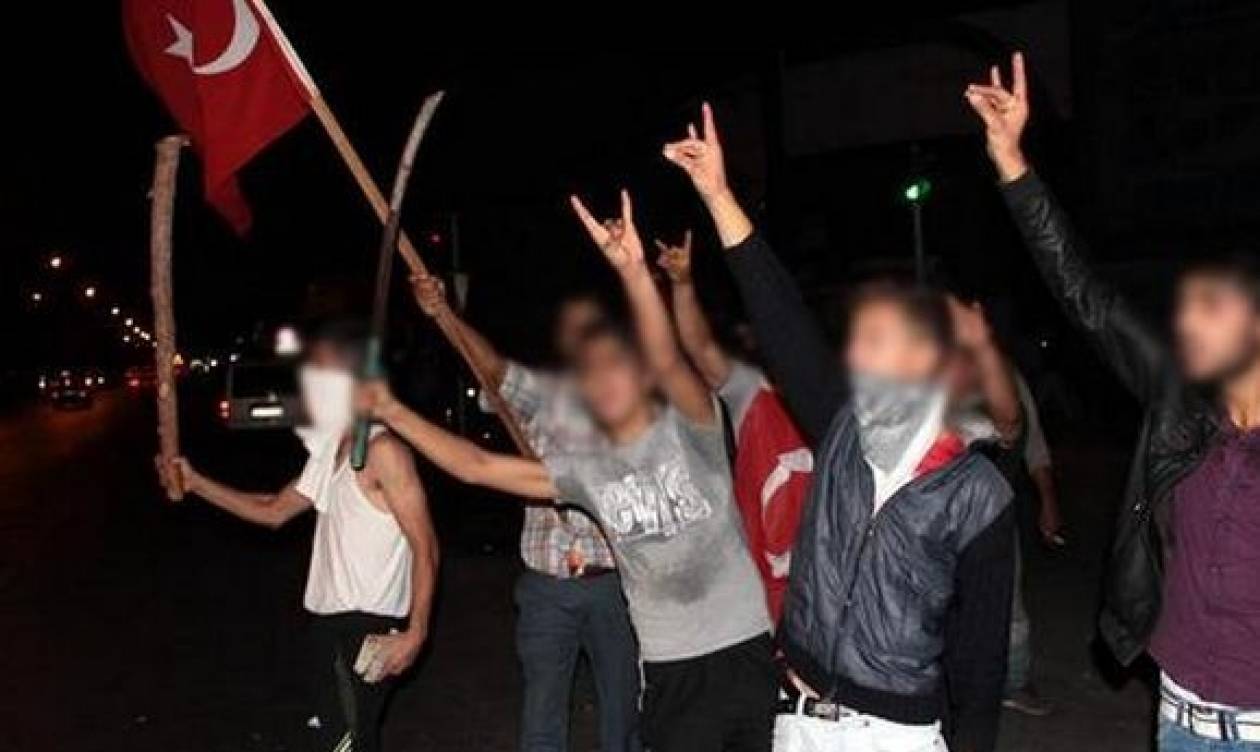 Τουρκία: Αναφορές για συμμετοχή των Γκρίζων Λύκων στα επεισόδια