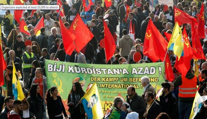 Γερμανία: Ειρηνική διαδήλωση από 20.000 Κούρδους κατά των τζιχαντιστών
