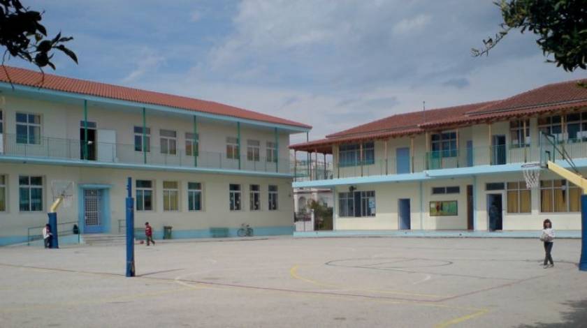 Αλλαγές στο δημοτικό σχολείο προανήγγειλε ο υπουργός Παιδείας