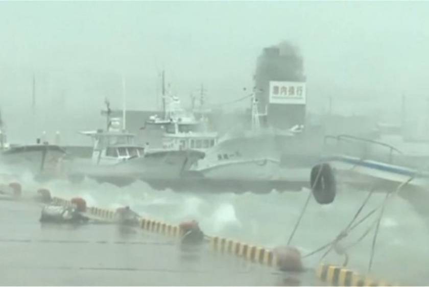 Ιαπωνία: Δεκάδες τραυματίες από τον τυφώνα Βονγκφόνγκ (vid)