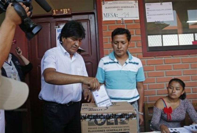 Βολιβία: Πρόεδρος για 3η συνεχόμενη φορά ο Εβο Μοράλες σύμφωνα με τo exit poll
