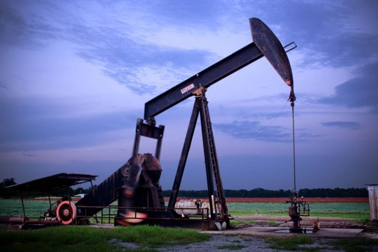 Διεθνής Οργανισμός Ενέργειας: Πιθανή η περαιτέρω μείωση των τιμών του πετρελαίου
