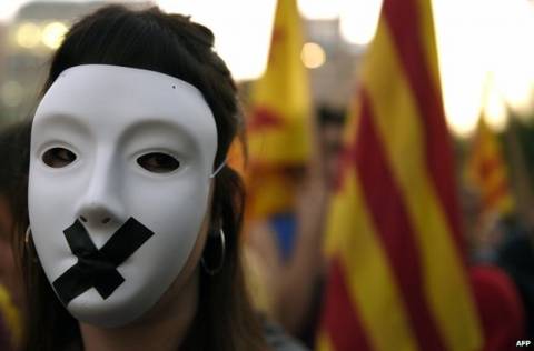 Ισπανία: Εναλλακτική μορφή ψηφοφορίας για την ανεξαρτησία της Καταλωνίας