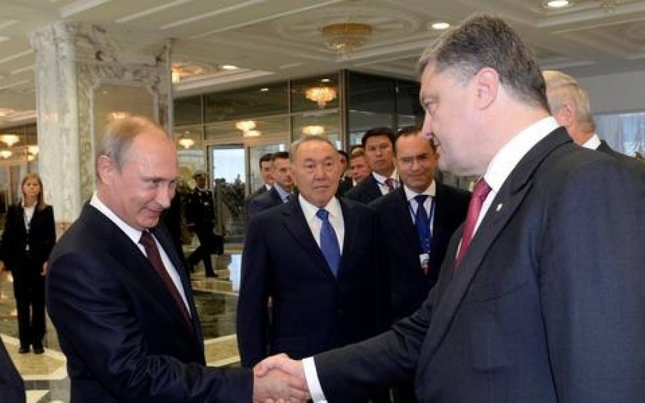 Πούτιν και Ποροσένκο συζήτησαν για την αποκατάσταση της ειρήνης