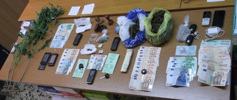 Εξαρθρώθηκε κύκλωμα που διακινούσε ναρκωτικά στο νομό Καβάλας (pics)