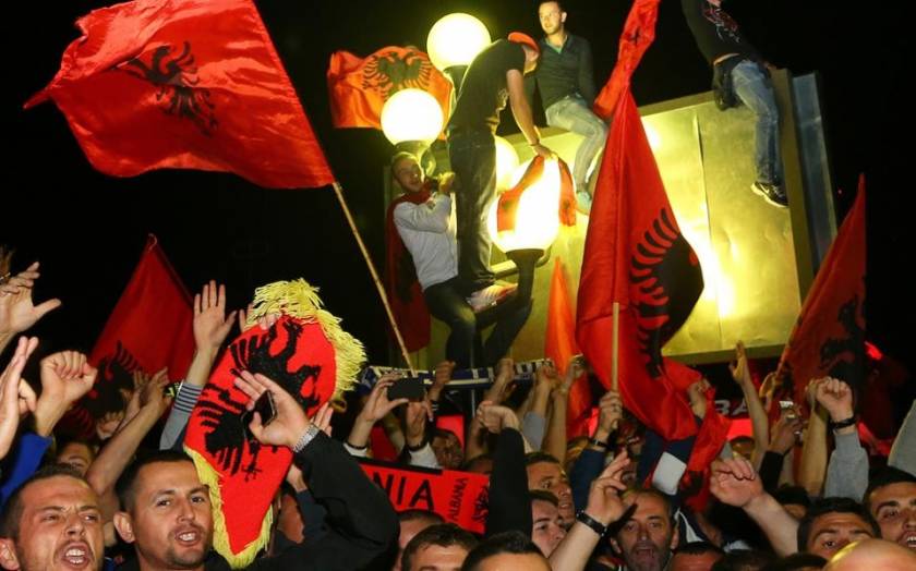 Αλβανία: Ανακοίνωση της «Ομόνοιας» για τα επεισόδια στη Δερβιτσάνη