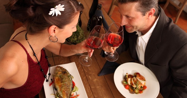 couple restaurant fish wine love