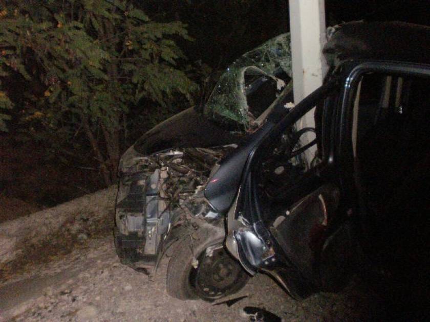 Όχημα «καρφώθηκε» σε κολώνα - Ένας νεαρός τραυματίας στο δρόμο Κοζάνης-Κοίλων