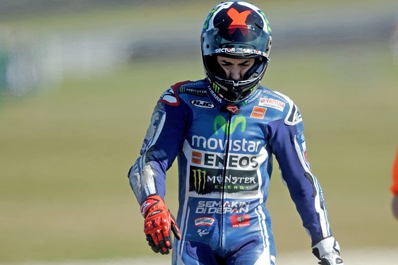 MotoGP: Τρομακτική πτώση για Lorenzo