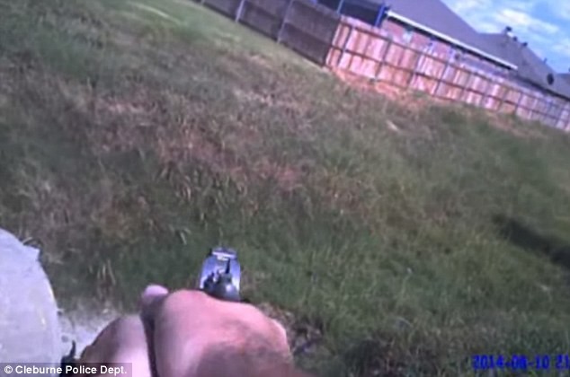 ΗΠΑ: Αστυνομικός φώναξε κοντά του σκύλο για να τον πυροβολήσει! (vid)