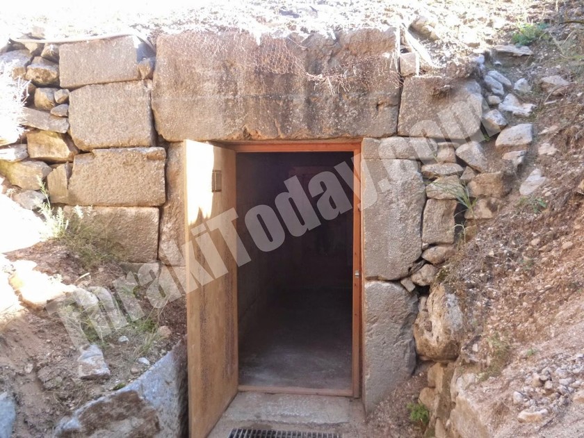 «Ξύπνησε» ο μακεδονικός τάφος της Ξάνθης (pics&vid)