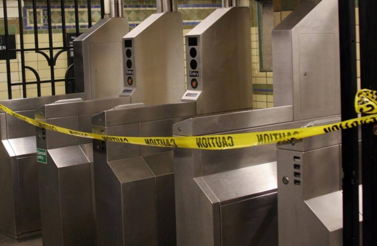 Νεαρός κρεμάστηκε στο μετρό του Μπρούκλιν