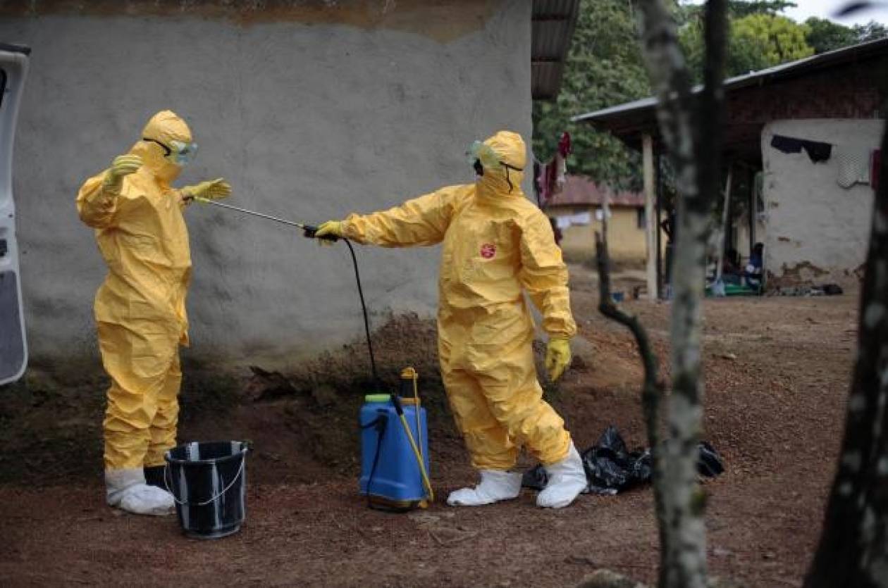 Έμπολα: Μακάβρια και επικίνδυνη φήμη στο διαδίκτυο -«Πιείτε χλωρίνη»