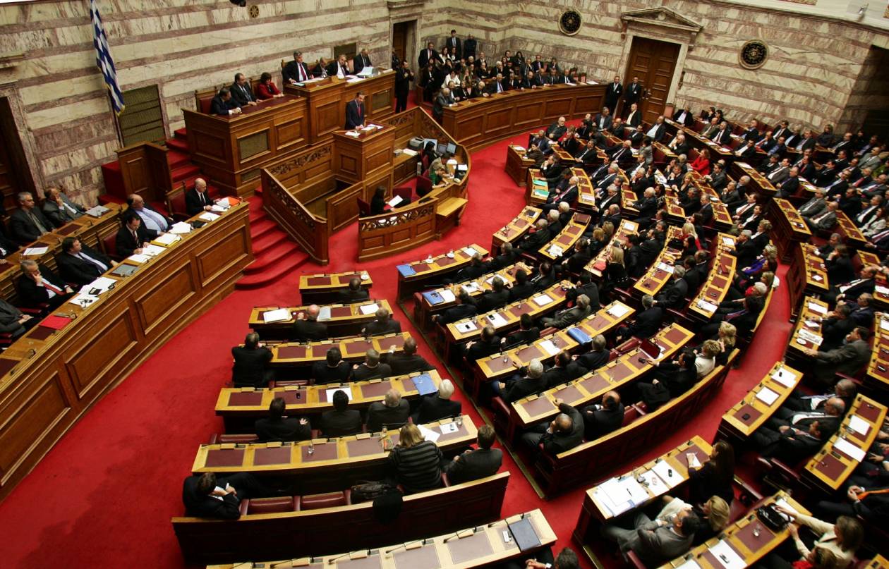 Κόντρα κυβέρνησης - ΣΥΡΙΖΑ για το λουκέτο στα ψυχιατρεία