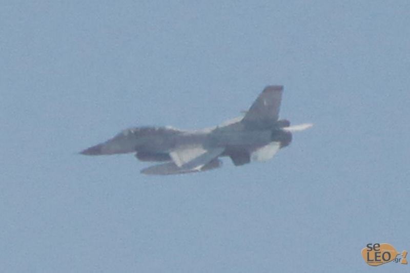 Με F-16 της Πολεμικής Αεροπορίας γέμισε ο ουρανός της Θεσσαλονίκης (pics)