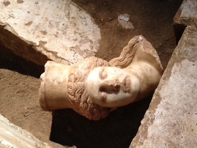 World awe for new discoveries in Amphipolis