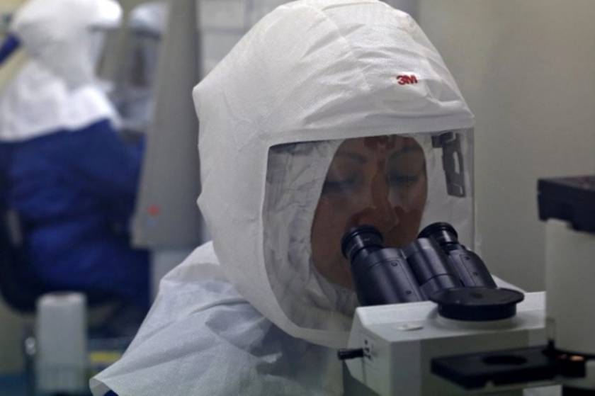 Έμπολα: Νέα οικονομική ενίσχυση για την παρασκευή εμβολίων