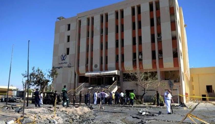 Αίγυπτος: Ισχυρή έκρηξη σε εγκαταστάσεις στρατού
