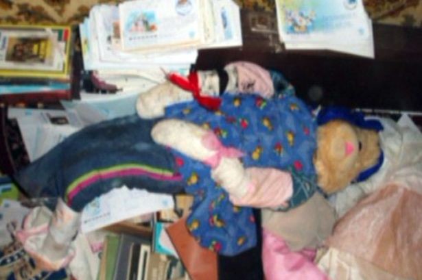 Ρώσος διατηρούσε συλλογή με κούκλες από πτώματα κοριτσιών! (vid+pics) 