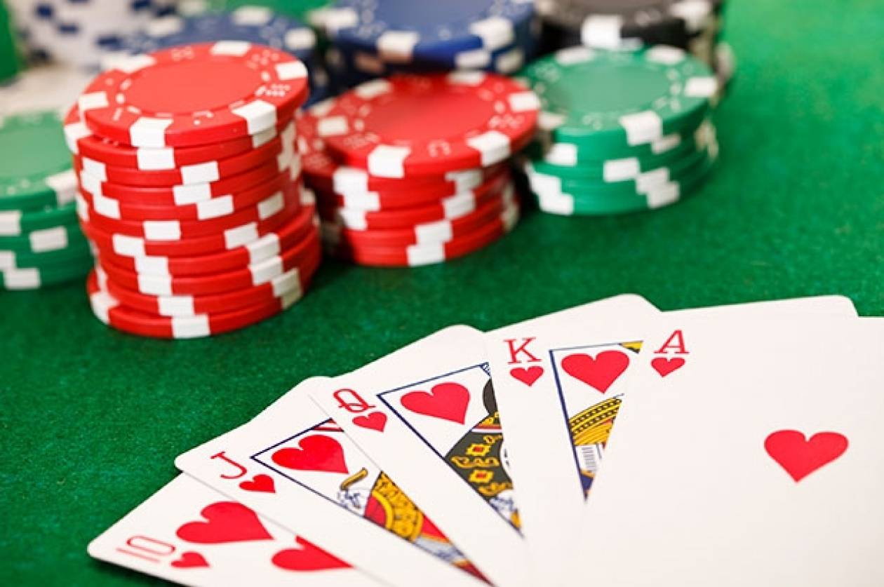 Κρήτη: Οκτώ συλλήψεις για πόκερ