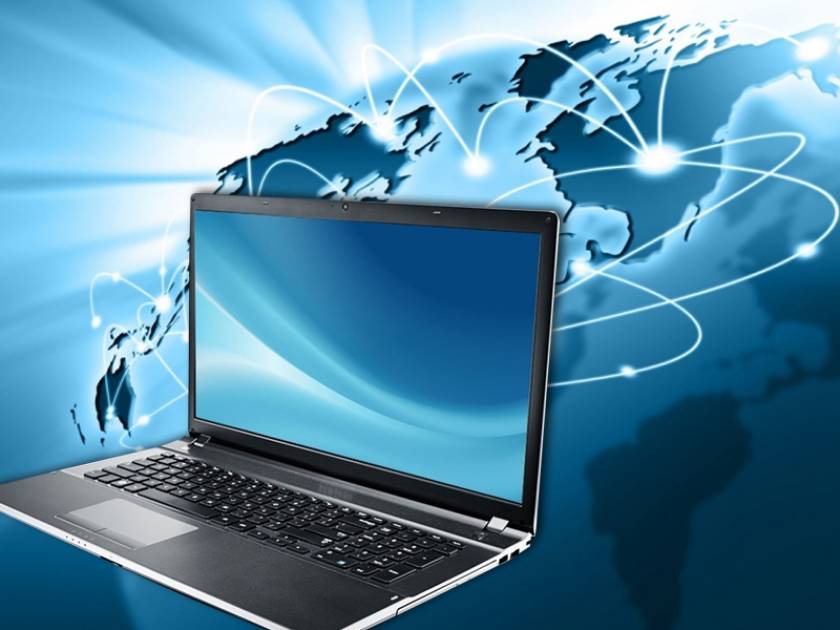 Κοινωνικό μέρισμα: Όσα πρέπει να ξέρετε για δωρεάν laptop, tablet και internet