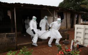 ΠΟΥ: Αμετάβλητος ο αριθμός των νεκρών από τον Έμπολα