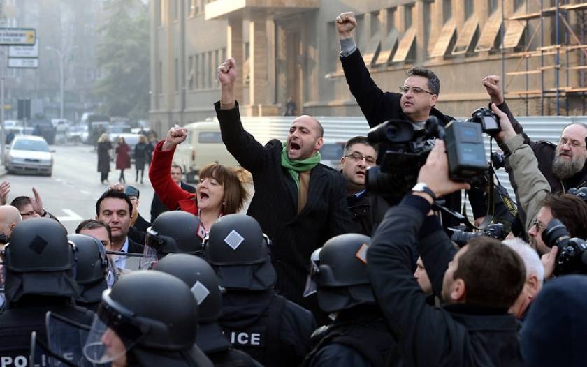 Σκόπια: Συνεχίζει την αποχή η αντιπολίτευση