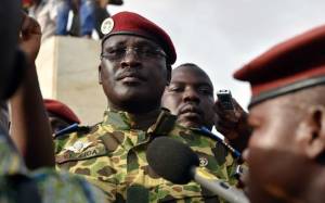 Μπουρκίνα Φάσο: Ο αντισυνταγματάρχης Ισαάκ Ζιντά ανέλαβε την εξουσία