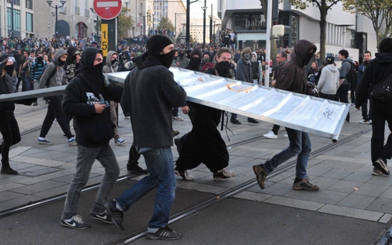 Νέες διαδηλώσεις και συλλήψεις στο Παρίσι για το θάνατο του νεαρού οικολόγου