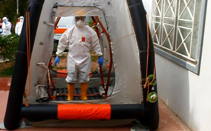 «Αθωράκιστα» νοσοκομεία και Κέντρα Υγείας απέναντι στον Έμπολα