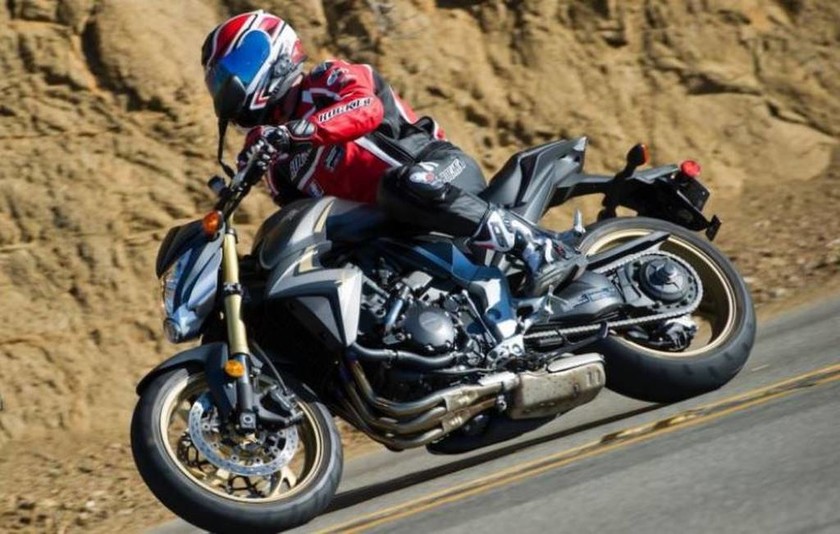 Honda: Το CB1000R του 2015 