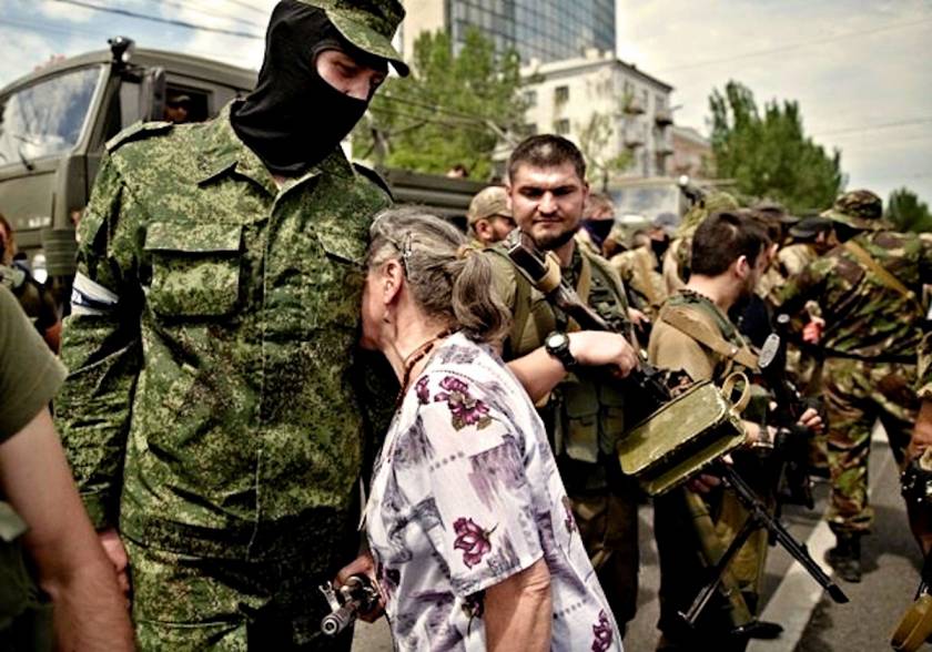 Ρωσικά συλληπητήρια για τους νεκρούς στο Ντονέτσκ