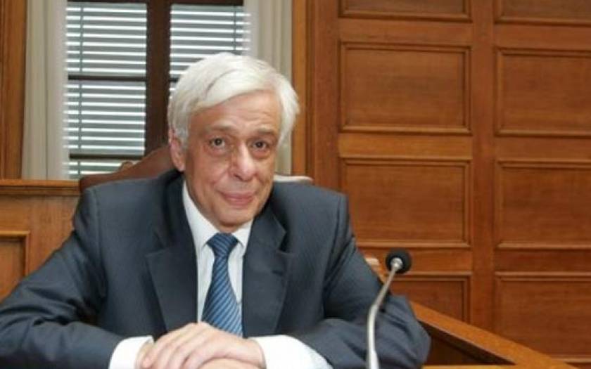 Ο Π. Παυλόπουλος αναλαμβάνει τη συνταγματική αναθεώρηση