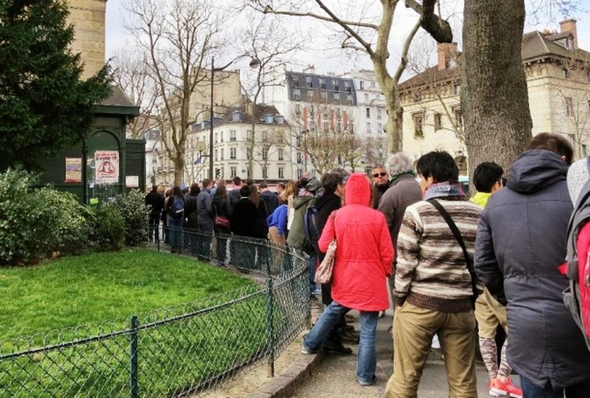 Τρομακτικές εικόνες από τις Κατακόμβες του Παρισιού 