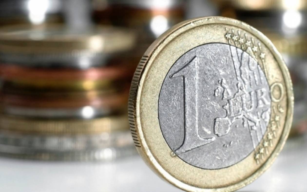Υποχωρεί το ευρώ κατά 0,14%