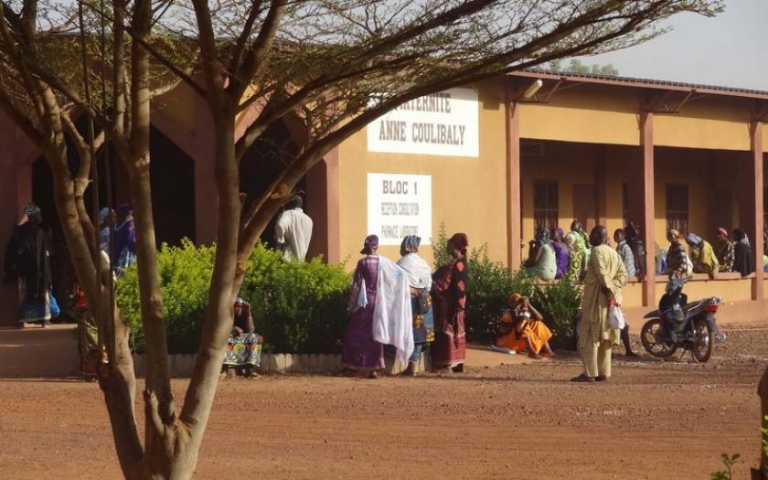Μάλι: Έκλεισε νοσοκομείο μετά από υποψίες για κρούσμα Έμπολα