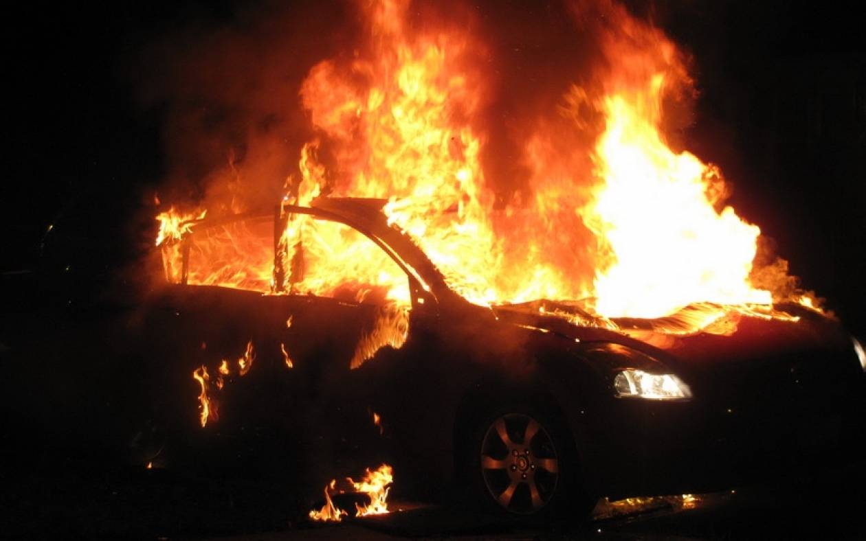Θρίλερ με απανθρακωμένο πτώμα – Κάηκε μέσα στο όχημά του