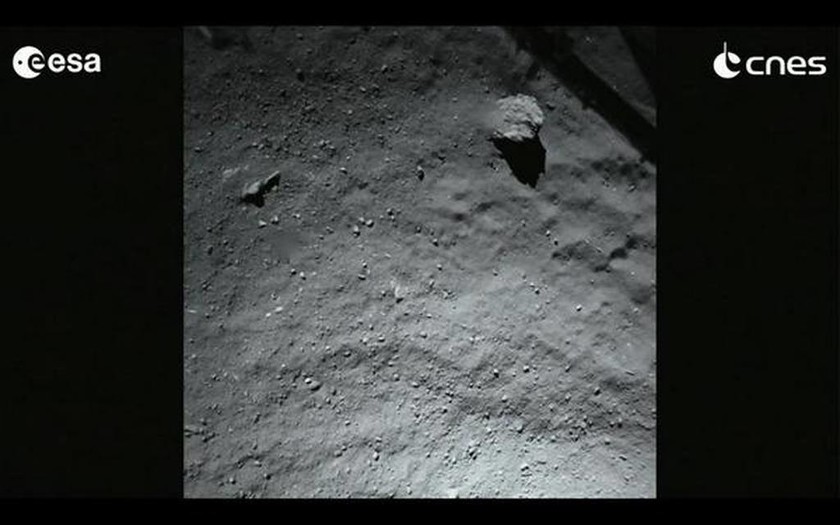 Αυτές είναι οι πρώτες εικόνες που έστειλε το Philae (photos)