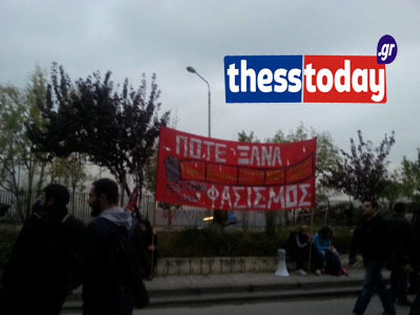 Ξεκίνησε η πορεία για το Πολυτεχνείο στη Θεσσαλονίκη (Pics)