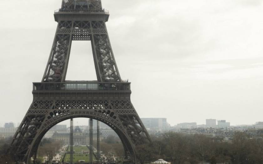 Κρίσιμες διαπραγματεύσεις κυβέρνησης-Τρόικα στο Παρίσι