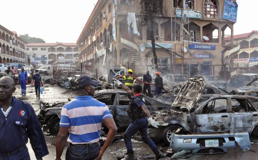 Νιγηρία: Τρεις εκρήξεις σε τέμενος την ώρα της προσευχής